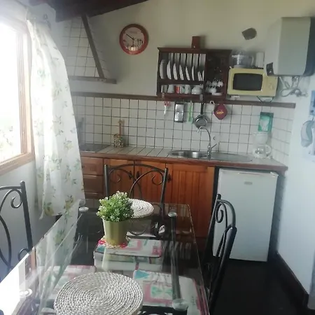 La Centinela 1 *
